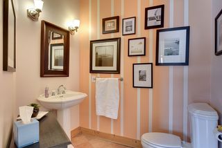 Powder room