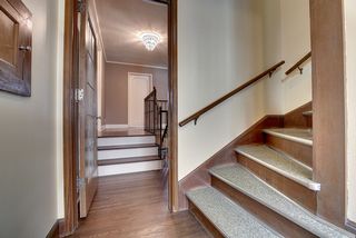 Don't miss the 3rd Floor! The ideal space for guests, teenager hide-a-way or at-home Office...