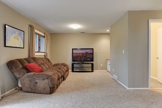 Lots of natural light and private views...