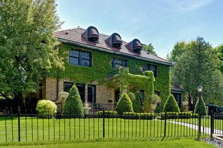 160 Woodlawn is one of the most admired homes in the King's Maplewood Neighborhood...