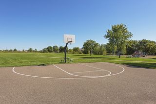 Convenience of nearby basketball hoop...