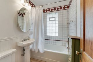 Full bath. Linen closet to right behind the door.