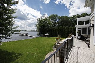 Situated slightly above water level, gorgeous south facing views.