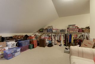 Additional large, finished, multiple use room - adjoining loft. 