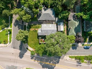 Beautiful Corner Lot Property!