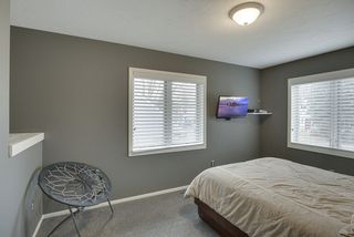 Spacious bedrooms with lots of light...