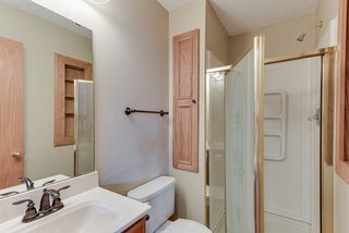 Main level 3/4 bathroom