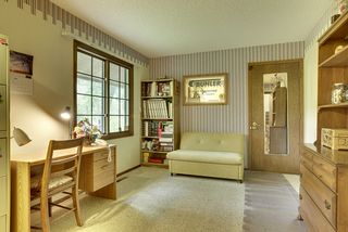 Large den/office off of the foyer - could also be a mudroom (entry from garage). 
