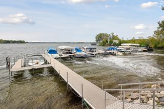 Docks