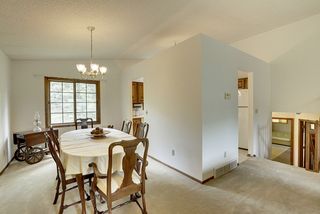 Dining area - perfect for entertaining.