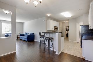 You will love preparing meals in this kitchen with lost of cabinets and counter space...