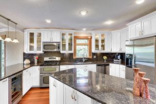 Virtually enameled kitchen
