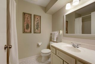 Upstairs Hallway Full Bathroom!