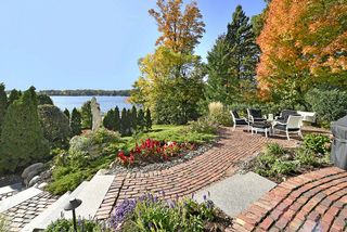 Photo provided by seller