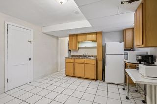 Lower Level Unit - Kitchen/Living