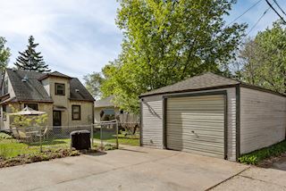 Garage off alley
