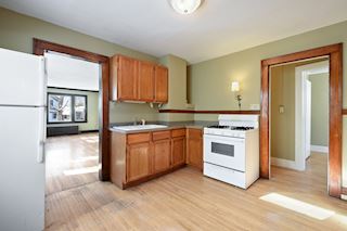 Lower unit kitchen