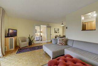 The spacious Living Room with Bedroom beyond...