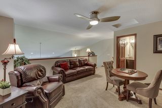 Full bath off loft space. 