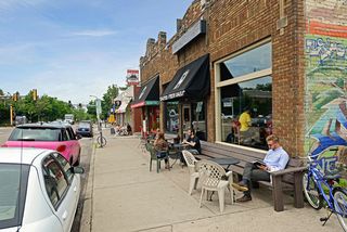 Enjoy Grand Avenue and it's many shops & restaurants! 