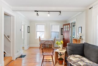 living room/dining room
