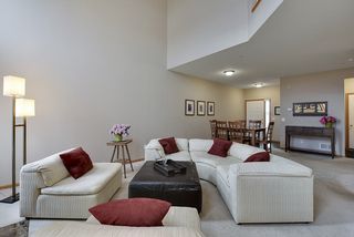 Easy living in comfortable townhouse...