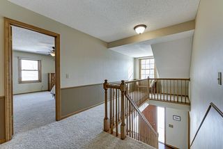 Upper level landing - room window bench