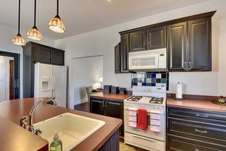 Matching Appliances And A Lot Of Counter Space