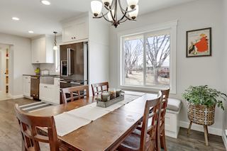 dining room to kitchen