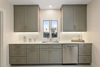 Cabinets!!!