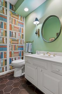 Main floor guest bath