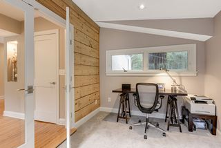 Ideal space for an office or quiet reading