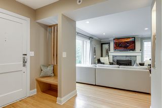 Nice-sized foyer area to welcome visitors