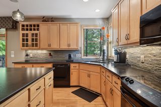 Beautiful Maple cabinetry