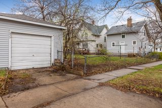 Garage off side street