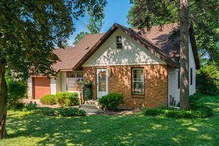 Lovely front yard with well kept landscaping