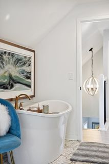 Deep relaxing soaking tub