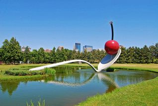 Enjoy your carefree life in the Loring Park Neighborood...