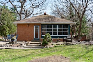 Backyard Patio & Entertaining Area