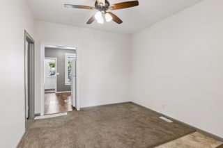 Identical 2/1 layout, lower unit pictured