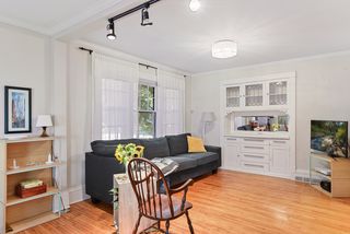 living room/dining room