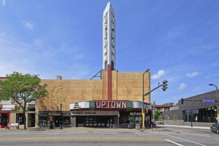 Great walk-ability to everything Uptown has to offer!!