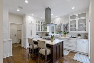 Chefs delight kitchen-thoughtful remodeled kitchen with high end appliances and cabinetry