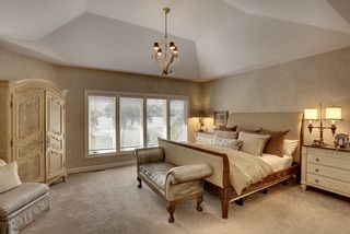 Main level owners' retreat has wonderful views of the lake!