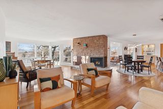 Floor to Ceiling Windows