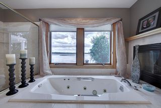 Tub with a view.