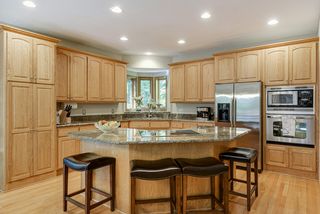 Gorgeous gourmet style kitchen with wonderful storage,pantry and prep area