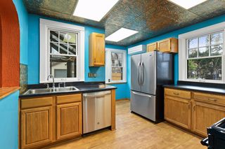 Kitchen with great ceiling tiles