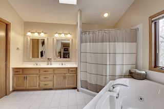 Pocket Door leads to Walk-in Closet from Bathroom!