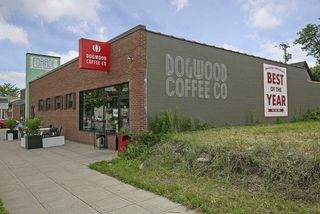 Enjoy the many local Coffee Shops & Restaurants! 